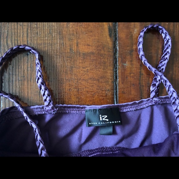 Purple silk-like cami / tank Iz Byer - Picture 2 of 2